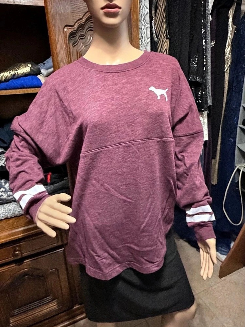 Classic and Cozy Victoria's Secret PINK Varsity-style Crewneck Sweatshirt - Larg